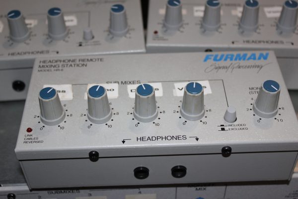 FURMAN HDS-6 ヘッドフォン ディストリビューション システム Furman HDS-6 Headphone Distribution System – Action Sound Music