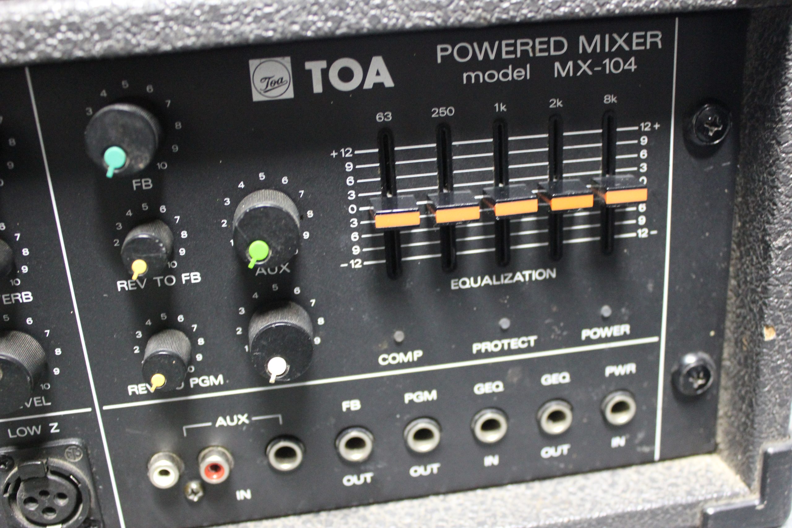 TOA MX 104/4 Channel Powered Mixer-150 Watts @ 4 Ohms