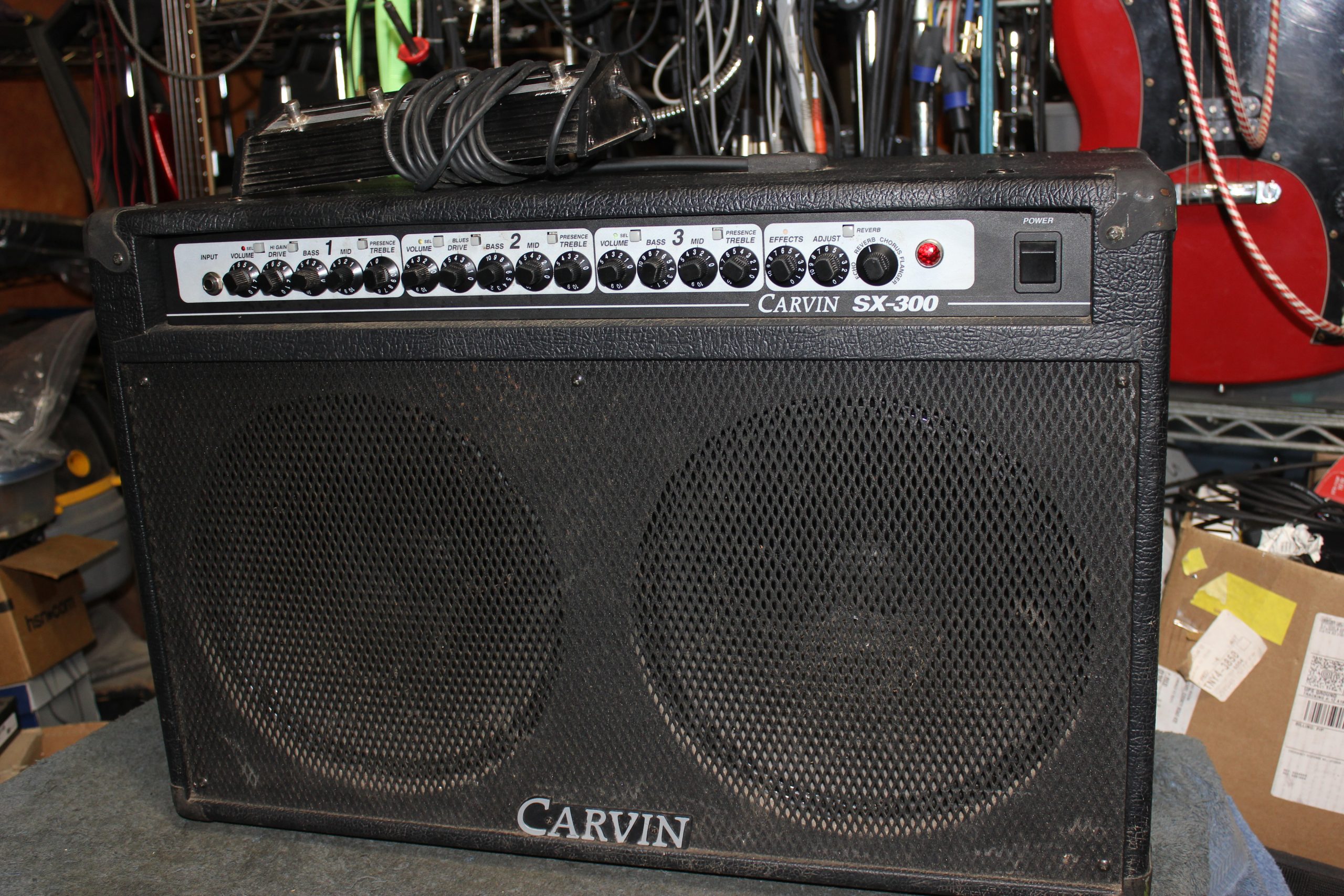 Carvin SX-300/ 3 Channel 2×12″ 100 Watt Combo with Footswitch