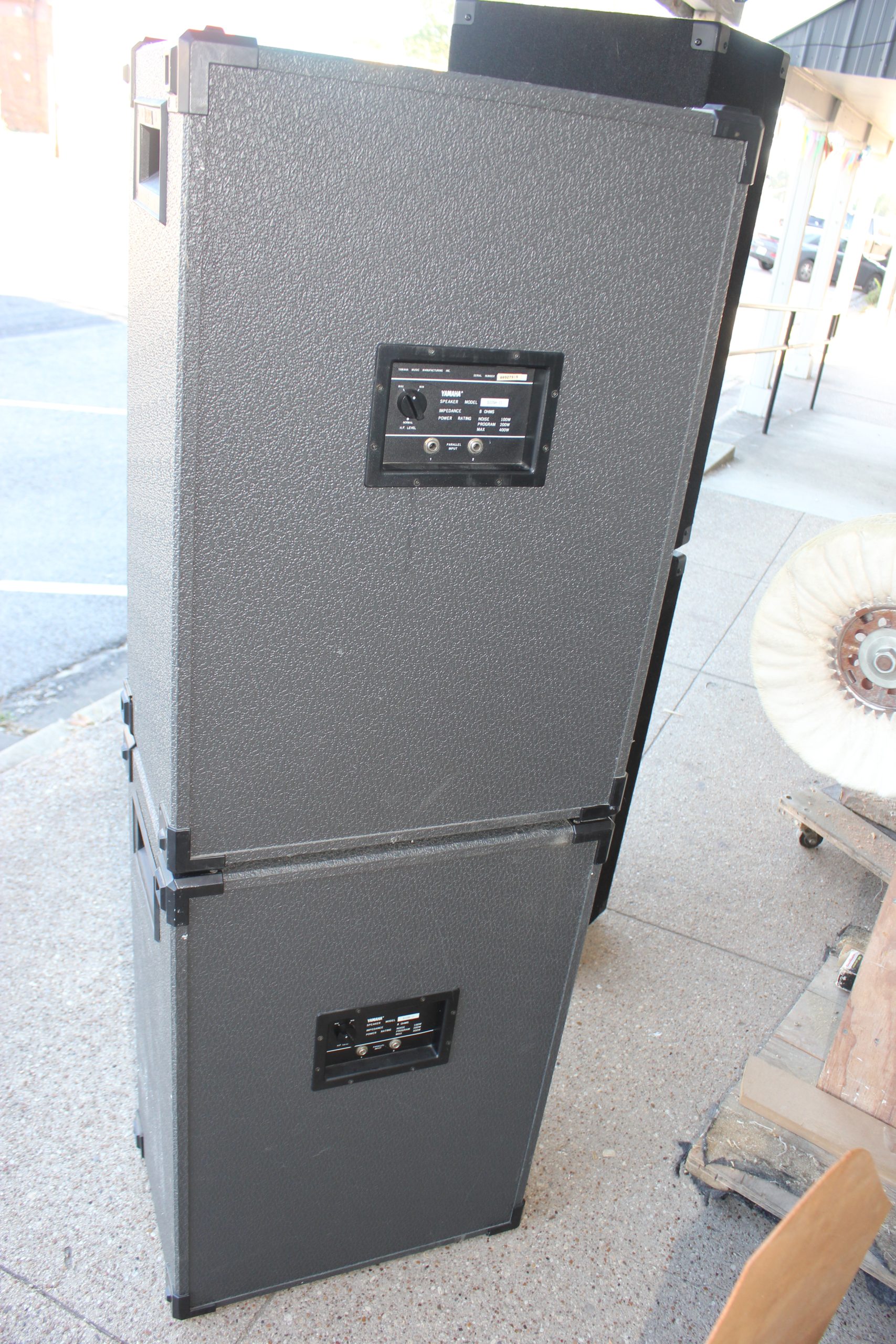 Yamaha S115H II/FOH 2 Way 15″ and Horn 200 Watts 8 Ohm – Action