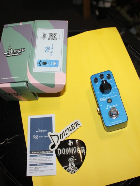 Donner Echo Square Delay Pedal