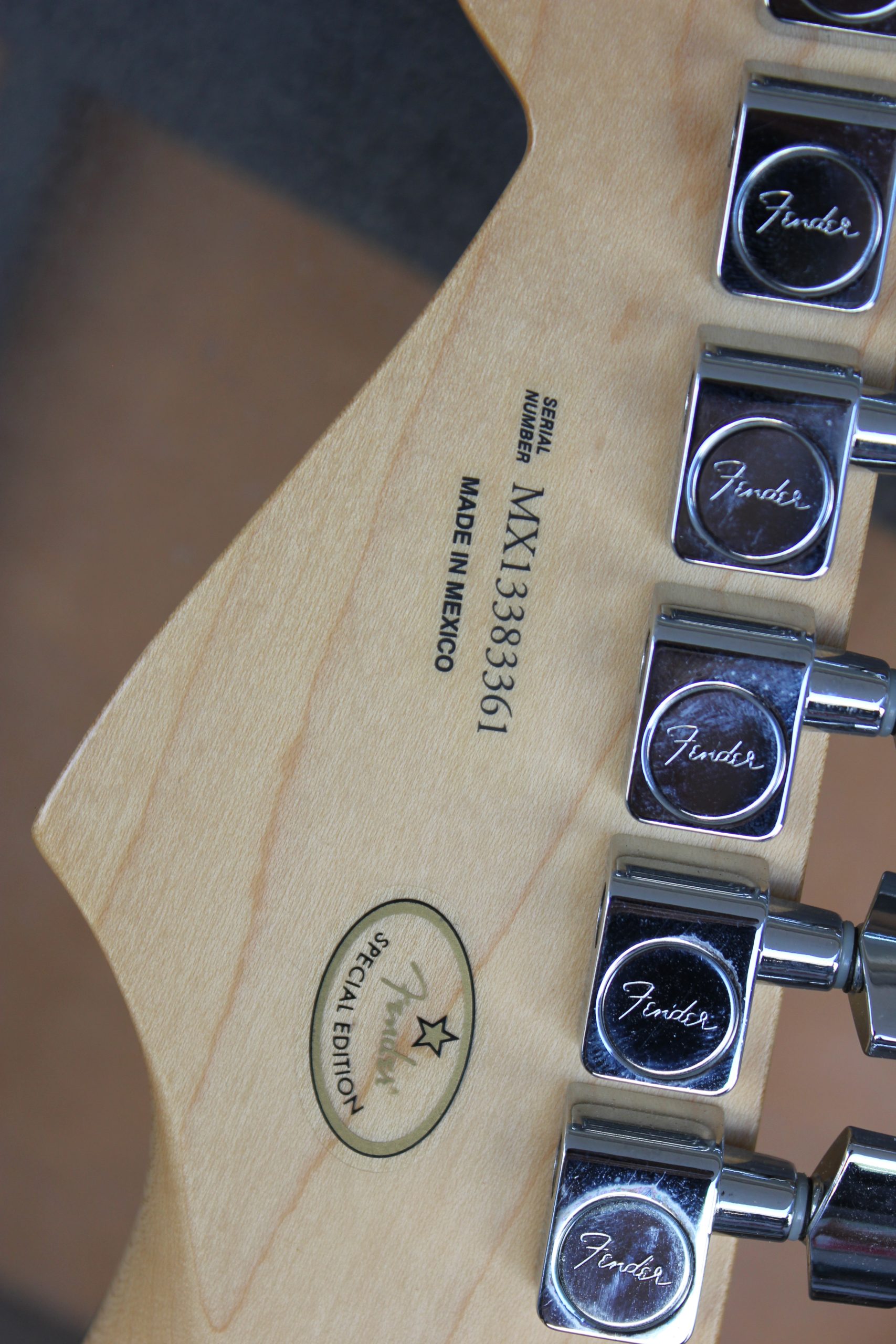 Fender Stratocaster 2013 MIM Special Edition - Image 15