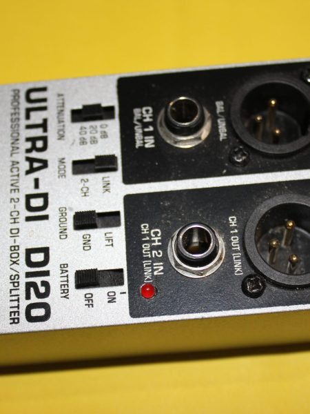 Behringer Ultra-DI DI20 2-Channel Active Direct Box / Splitter