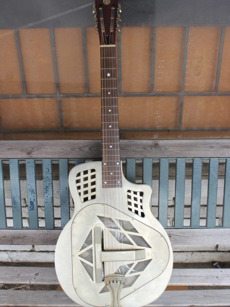 Republic Tricone Resonator Guitar (Antique Steel)
