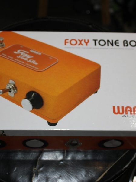 Warm Audio Foxy Tone Box Vintage Fuzz Pedal (Orange Fuzzy Texture)