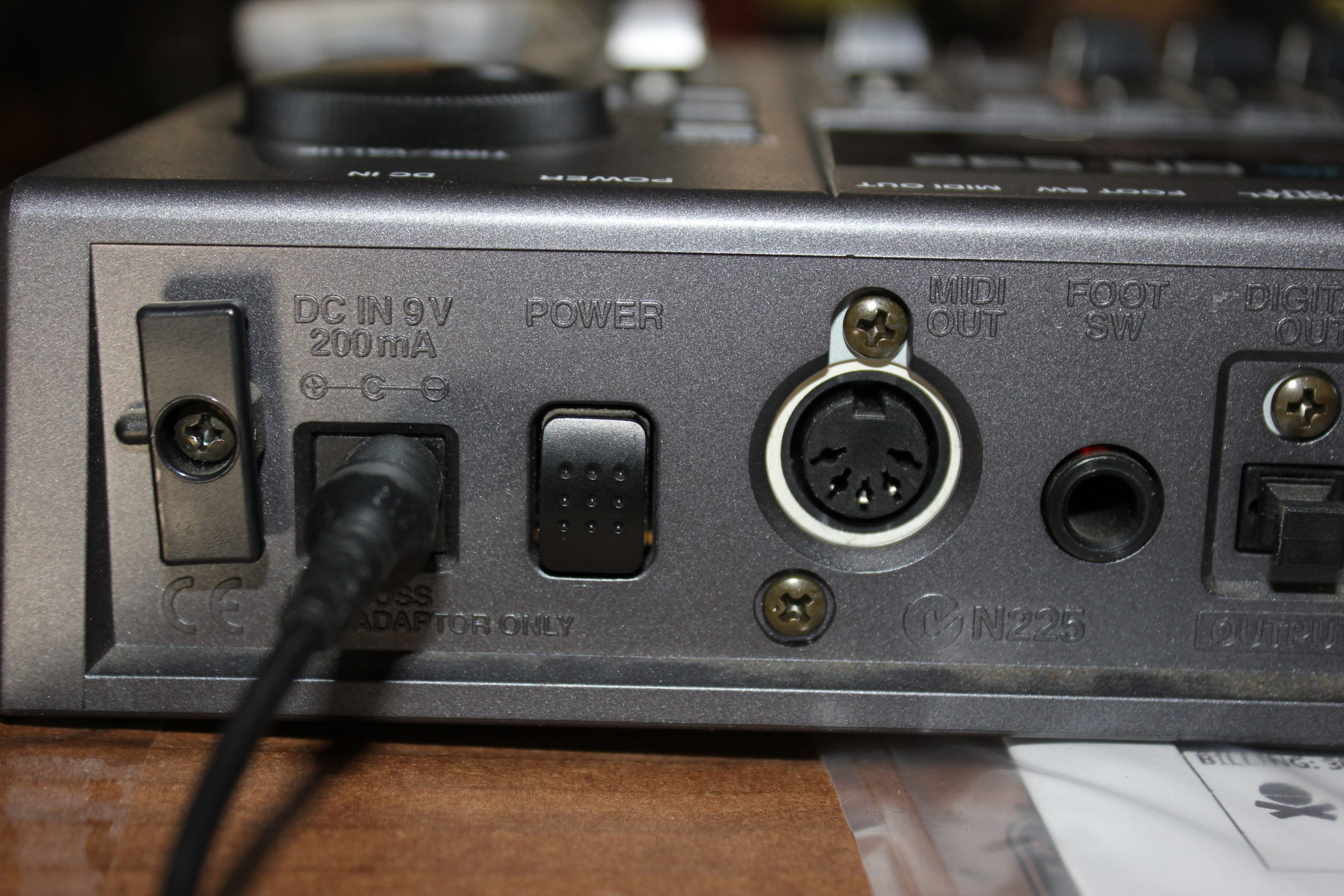 Roland BR-532 Portable 4-Track Digital Recorder/ with Power Supply - Image 6