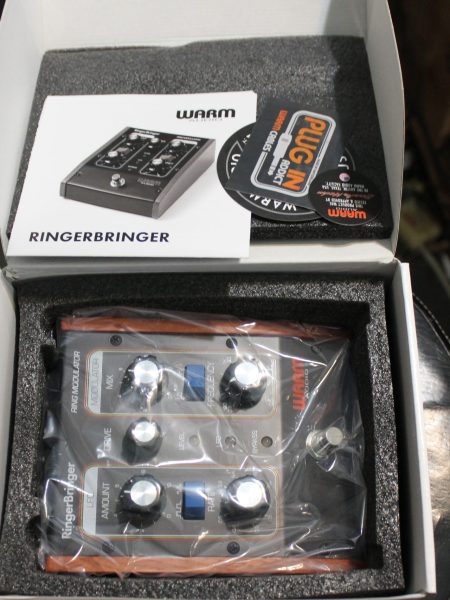 Warm Audio Ringerbringer 100% Analog Ring Modulation Pedal